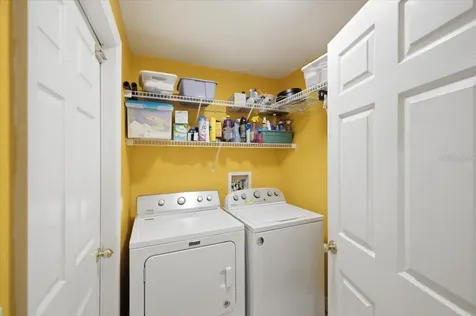392 Tavernier Circle Oldsmar FL 34677