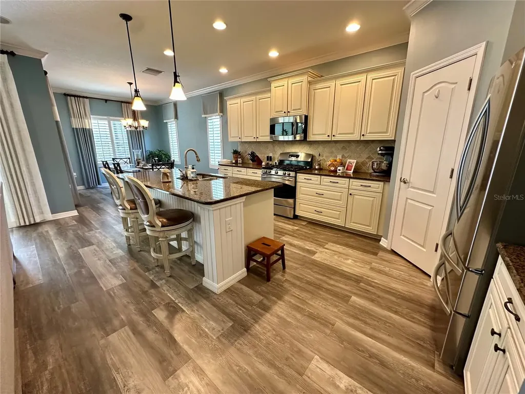 4811 Silvermoss Drive Sarasota FL 34243