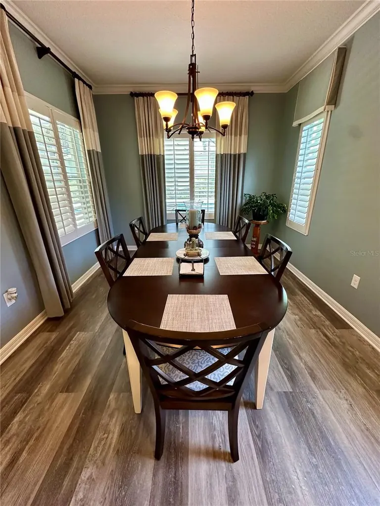 4811 Silvermoss Drive Sarasota FL 34243