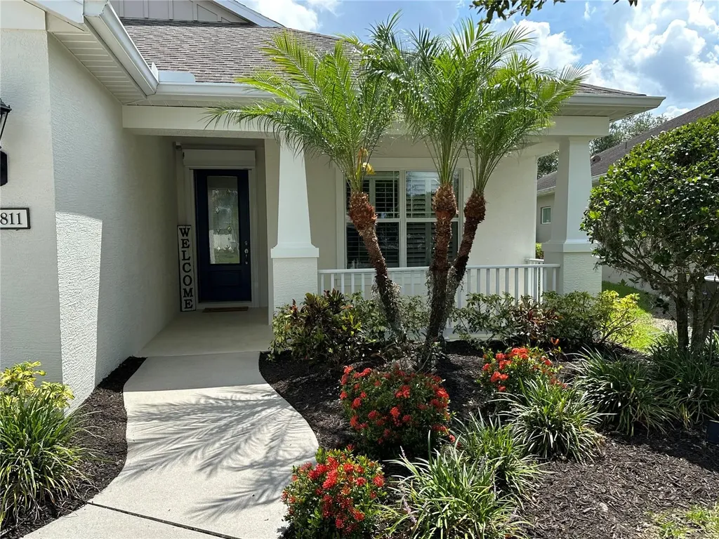 4811 Silvermoss Drive Sarasota FL 34243