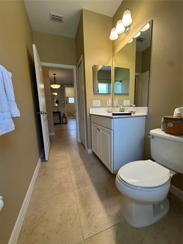 4811 Silvermoss Drive Sarasota FL 34243