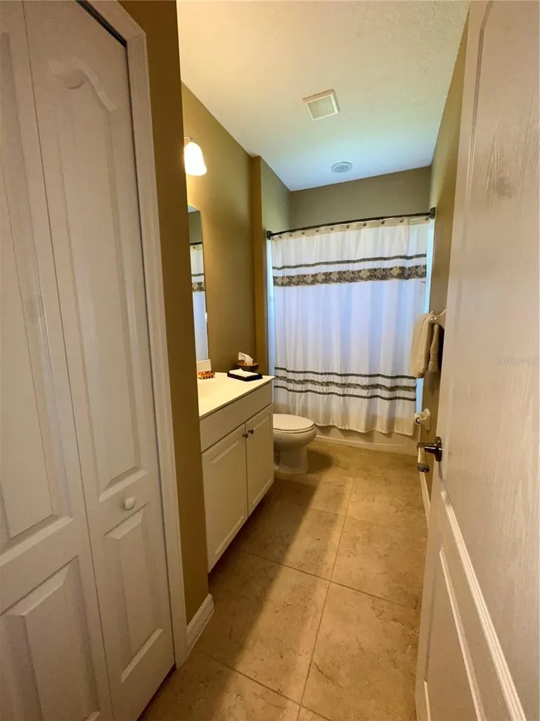 4811 Silvermoss Drive Sarasota FL 34243