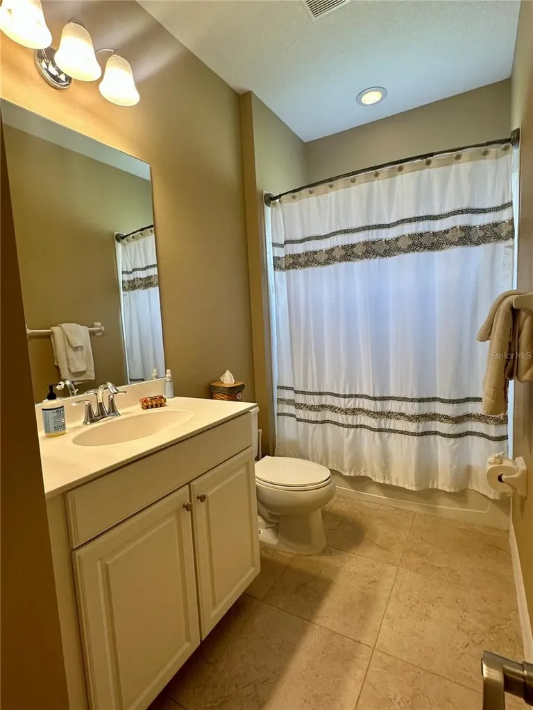 4811 Silvermoss Drive Sarasota FL 34243