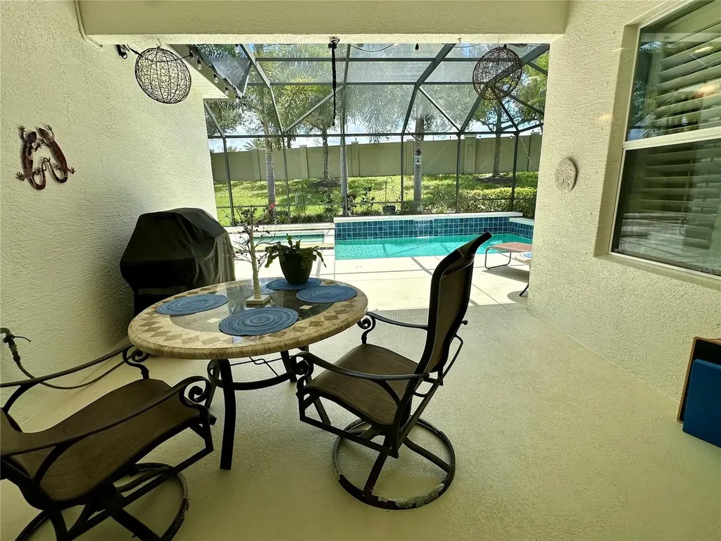 4811 Silvermoss Drive Sarasota FL 34243