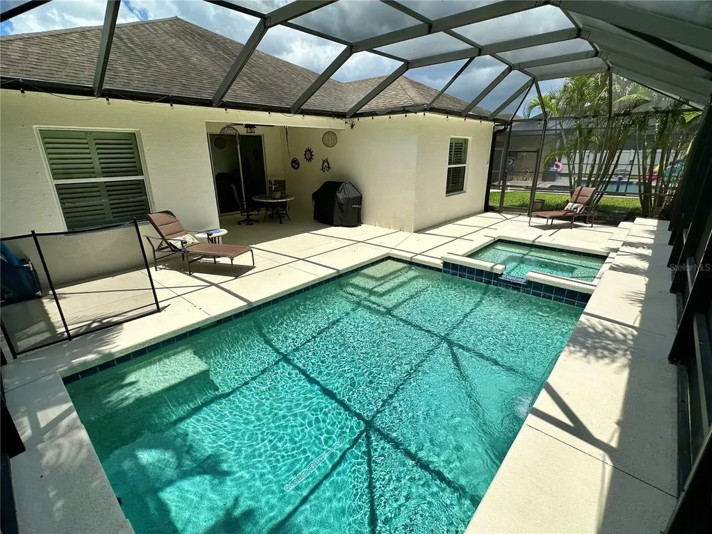 4811 Silvermoss Drive Sarasota FL 34243