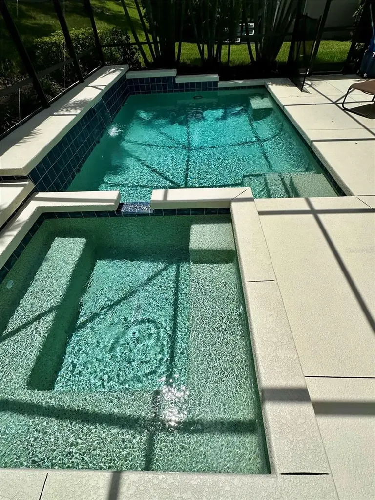 4811 Silvermoss Drive Sarasota FL 34243