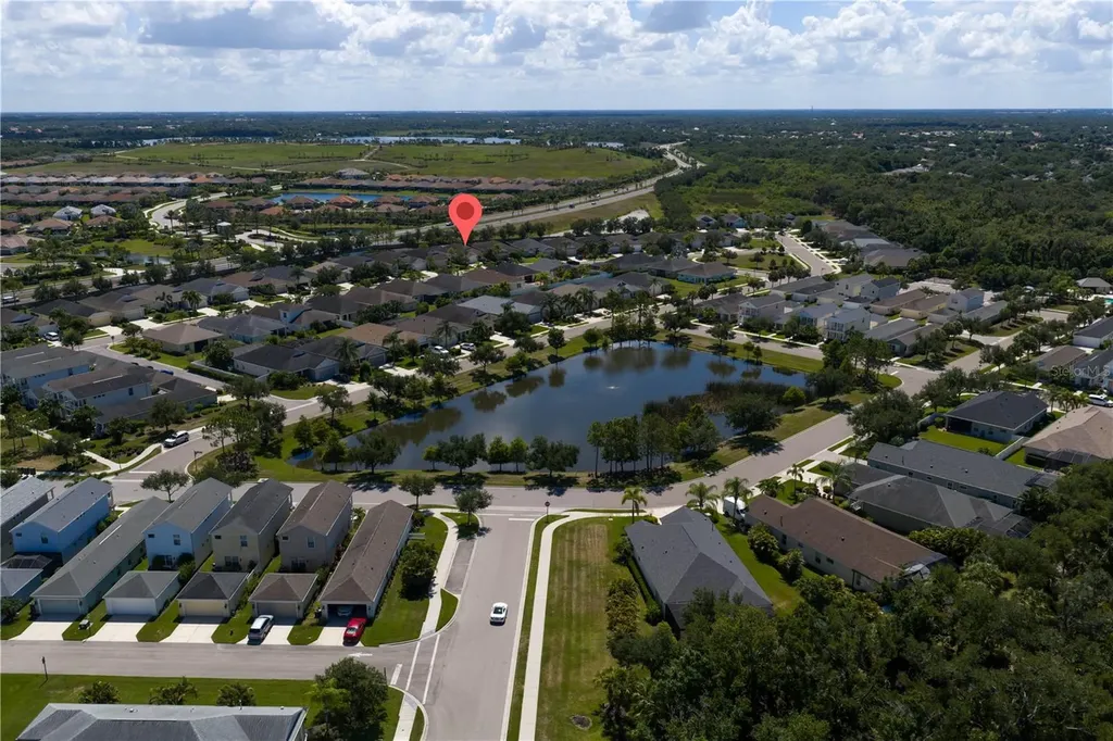 4811 Silvermoss Drive Sarasota FL 34243