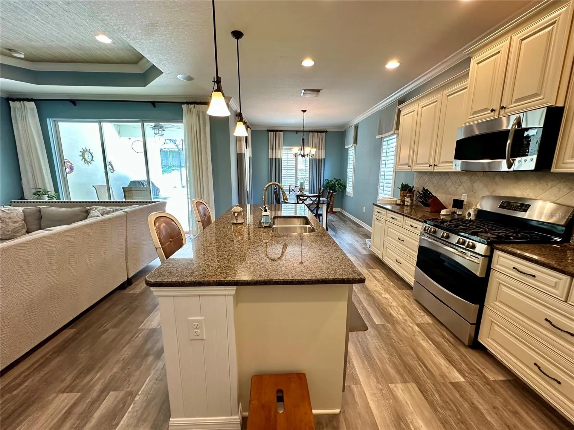 4811 Silvermoss Drive Sarasota FL 34243