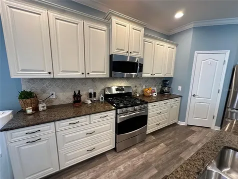 4811 Silvermoss Drive Sarasota FL 34243