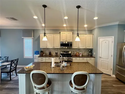4811 Silvermoss Drive Sarasota FL 34243