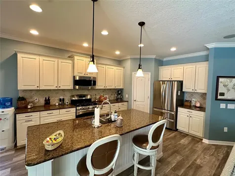 4811 Silvermoss Drive Sarasota FL 34243