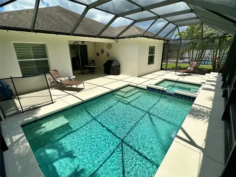 4811 Silvermoss Drive Sarasota FL 34243