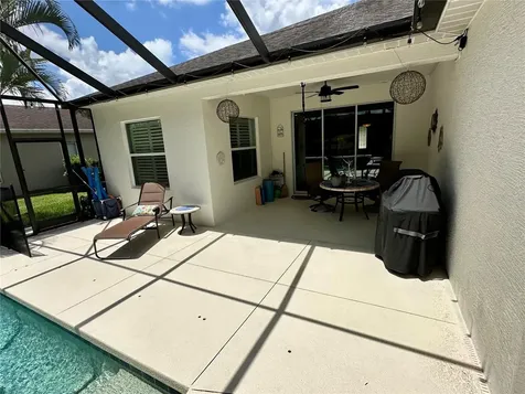4811 Silvermoss Drive Sarasota FL 34243