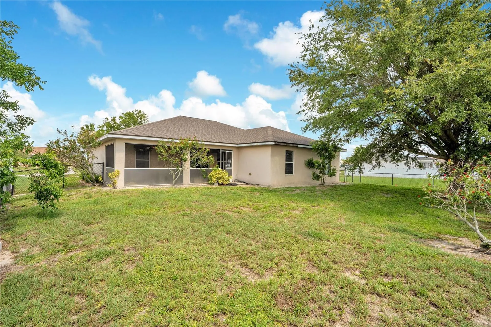 2904 NE 4th Place Cape Coral FL 33909
