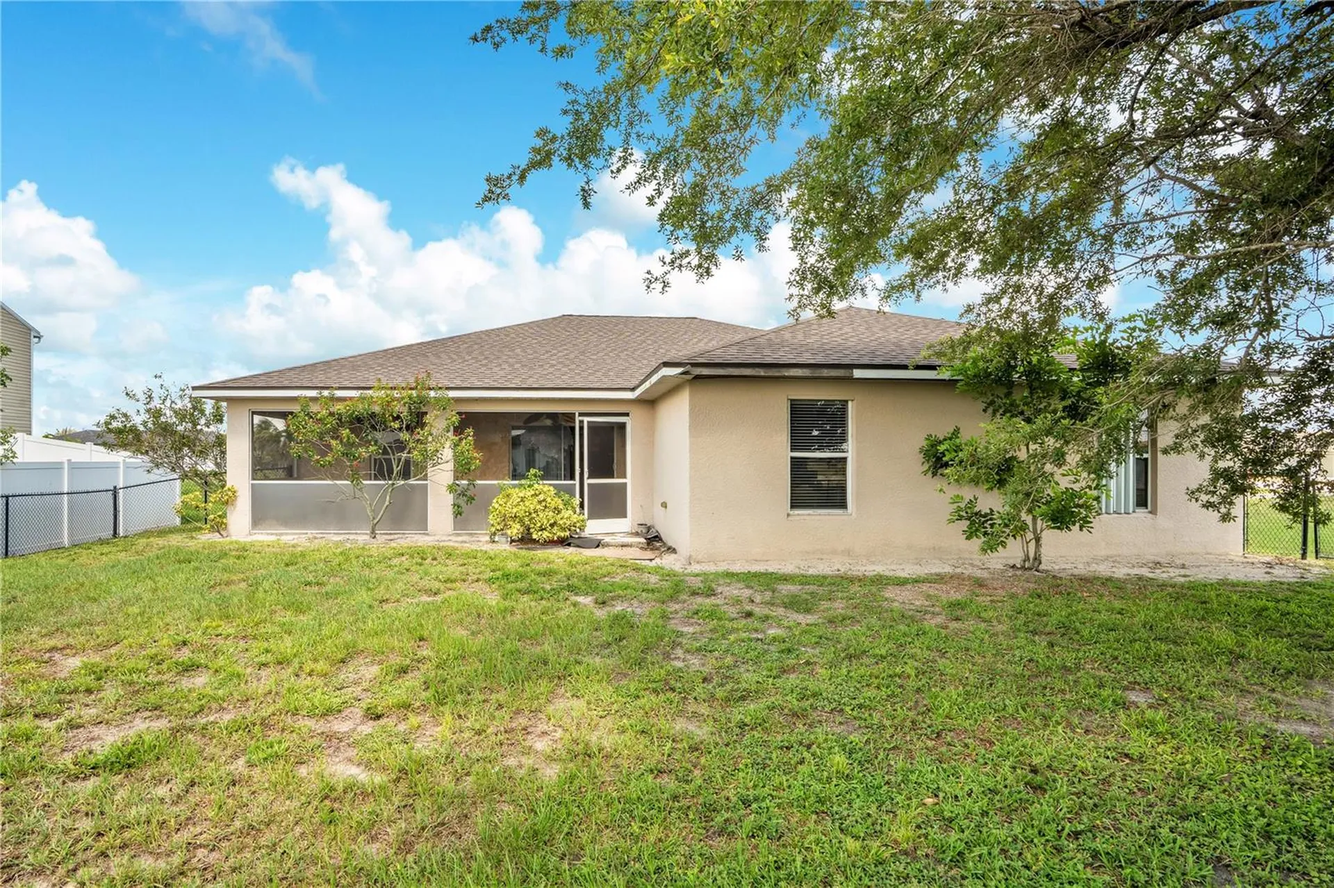 2904 NE 4th Place Cape Coral FL 33909
