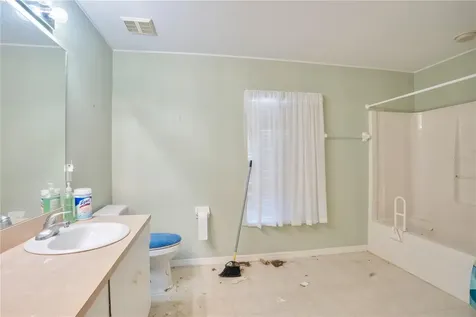 2904 NE 4th Place Cape Coral FL 33909