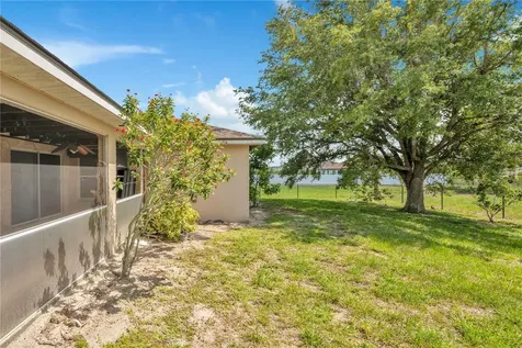 2904 NE 4th Place Cape Coral FL 33909