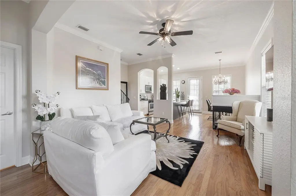 2920 2 Hansen Manor Lane Tampa FL 33611