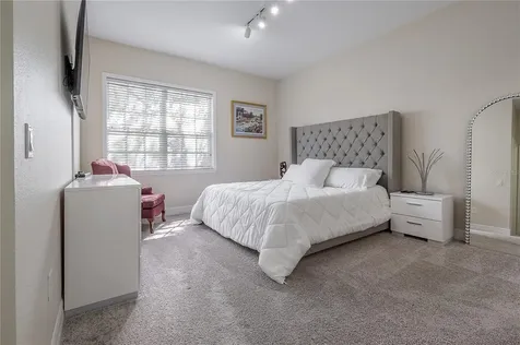 2920 2 Hansen Manor Lane Tampa FL 33611