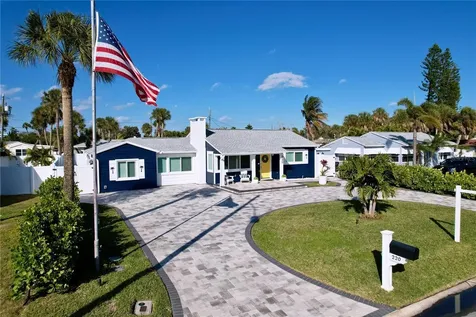 220 40th Avenue St Pete Beach FL 33706