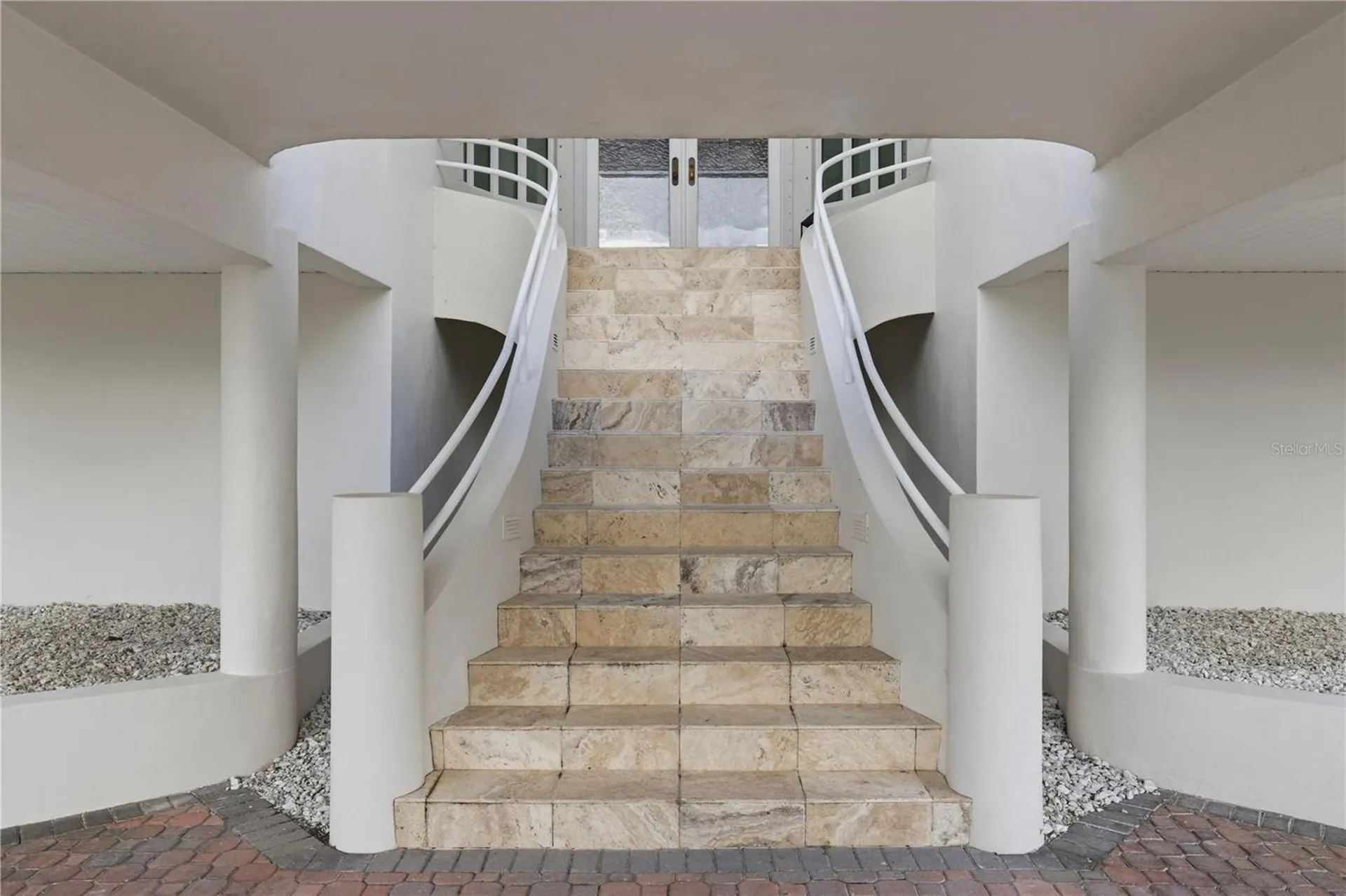 4034 Roberts Point Road Sarasota FL 34242
