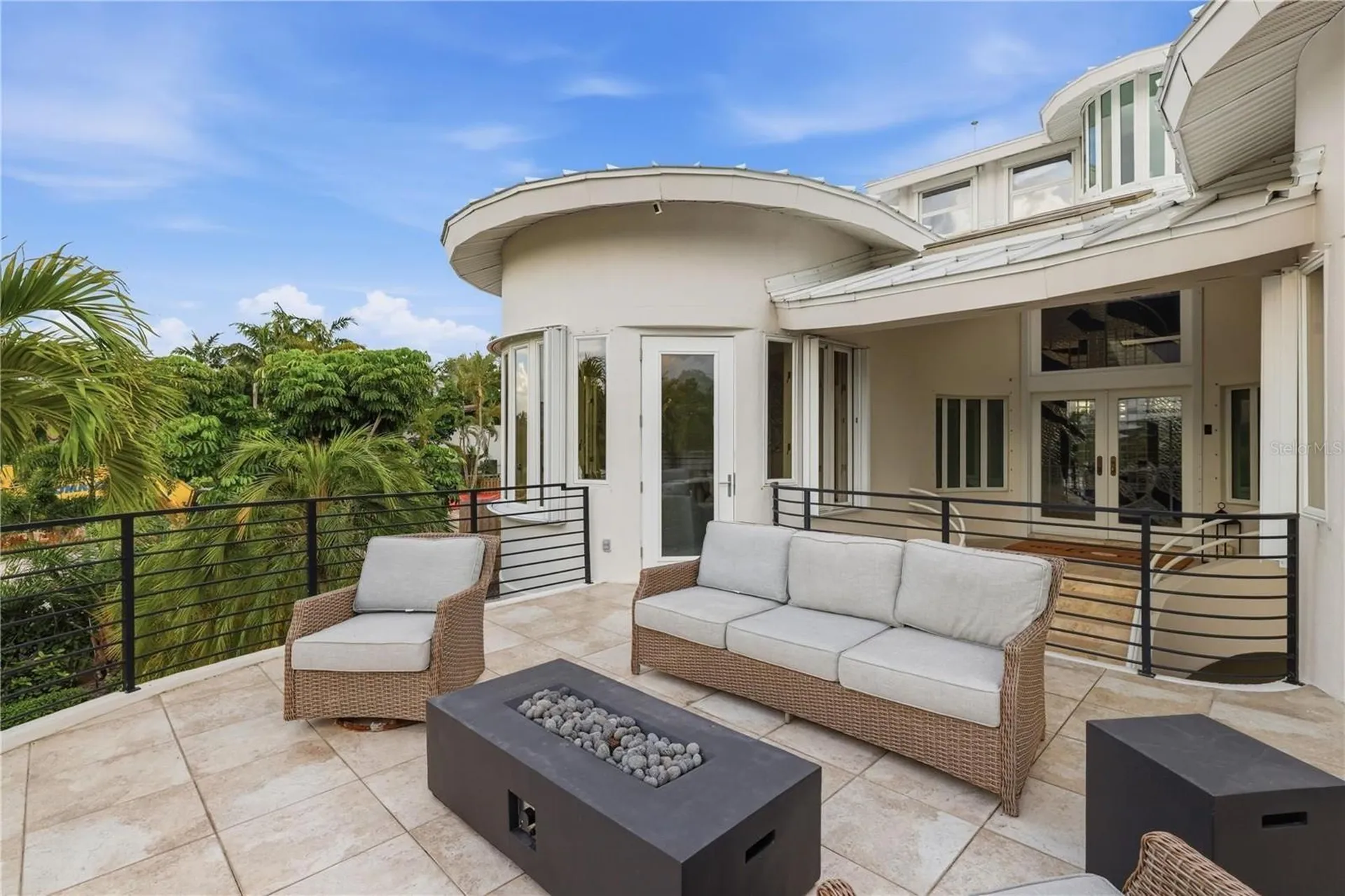 4034 Roberts Point Road Sarasota FL 34242