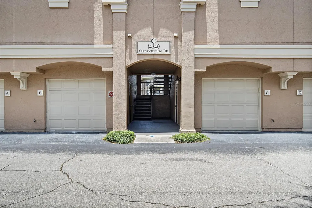 14340 Fredricksburg Drive Orlando FL 32837