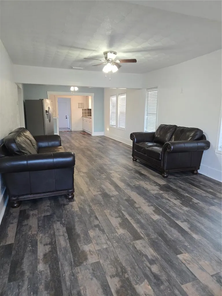 1034 16th Avenue S St Petersburg FL 33705