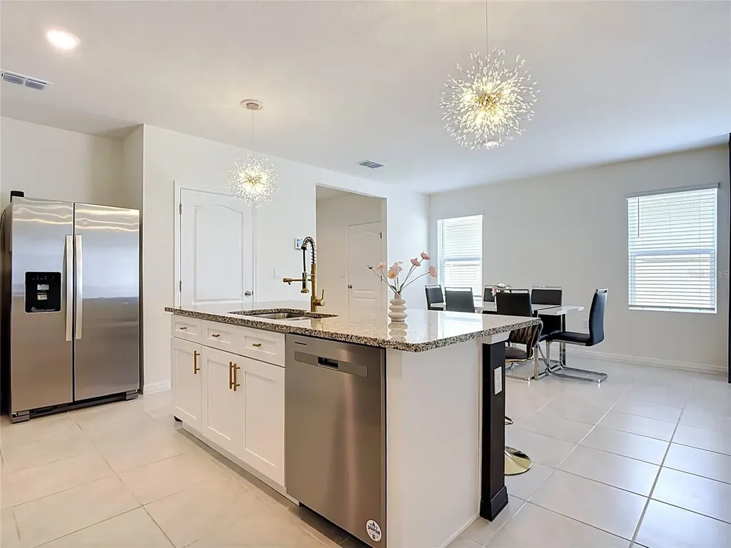 1172 Cascades Avenue Davenport FL 33837