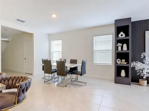 1172 Cascades Avenue Davenport FL 33837