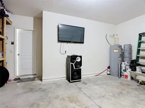 1172 Cascades Avenue Davenport FL 33837
