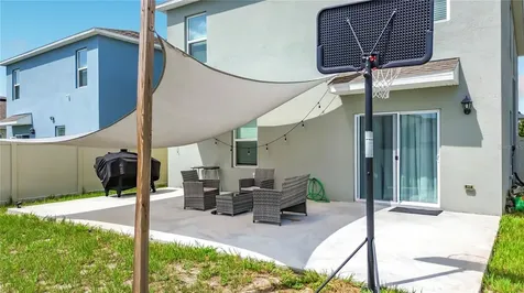 1172 Cascades Avenue Davenport FL 33837