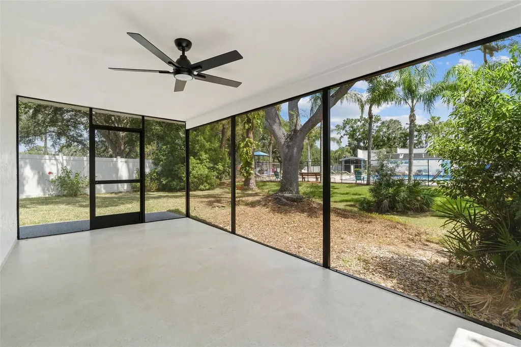 1206 Sawgrass Court Oldsmar FL 34677