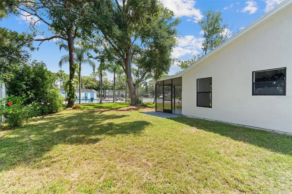 1206 Sawgrass Court Oldsmar FL 34677