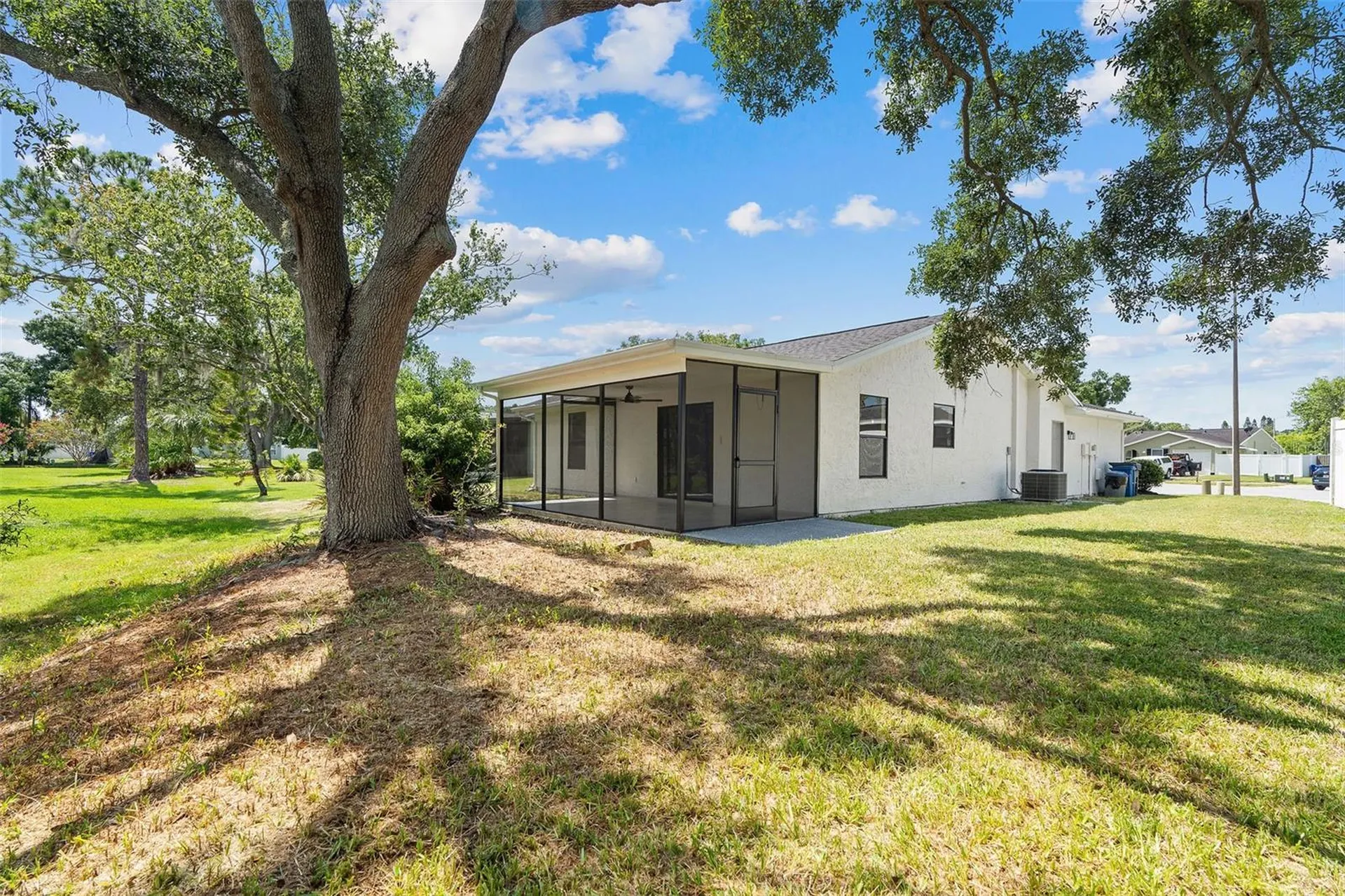 1206 Sawgrass Court Oldsmar FL 34677