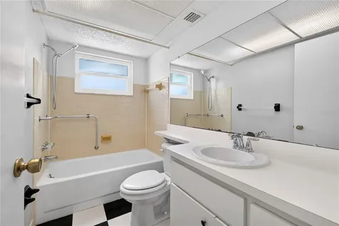 13004 Serpentine Drive Hudson FL 34667