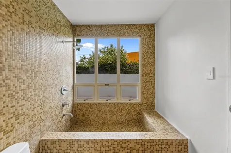 2165 Cacique San Juan PR 00913