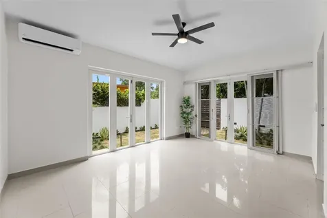 2165 Cacique San Juan PR 00913