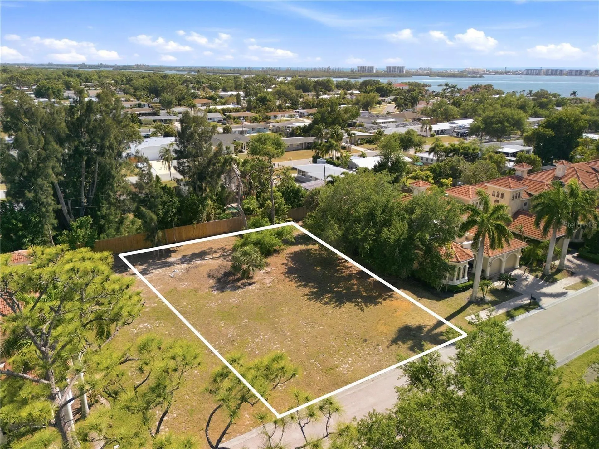 1740 Assisi Drive Sarasota FL 34231