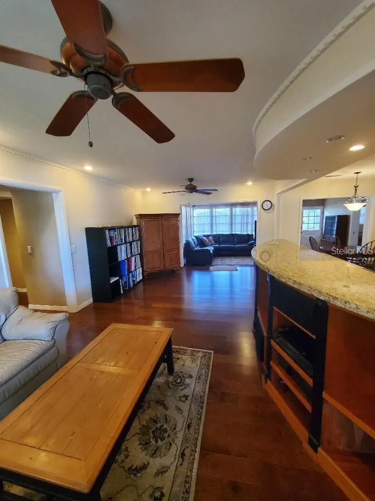 1637 Whitewood Drive Clearwater FL 33756