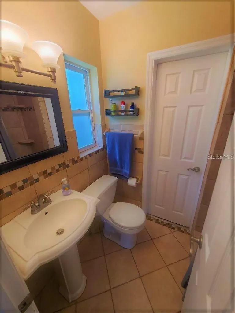 1637 Whitewood Drive Clearwater FL 33756