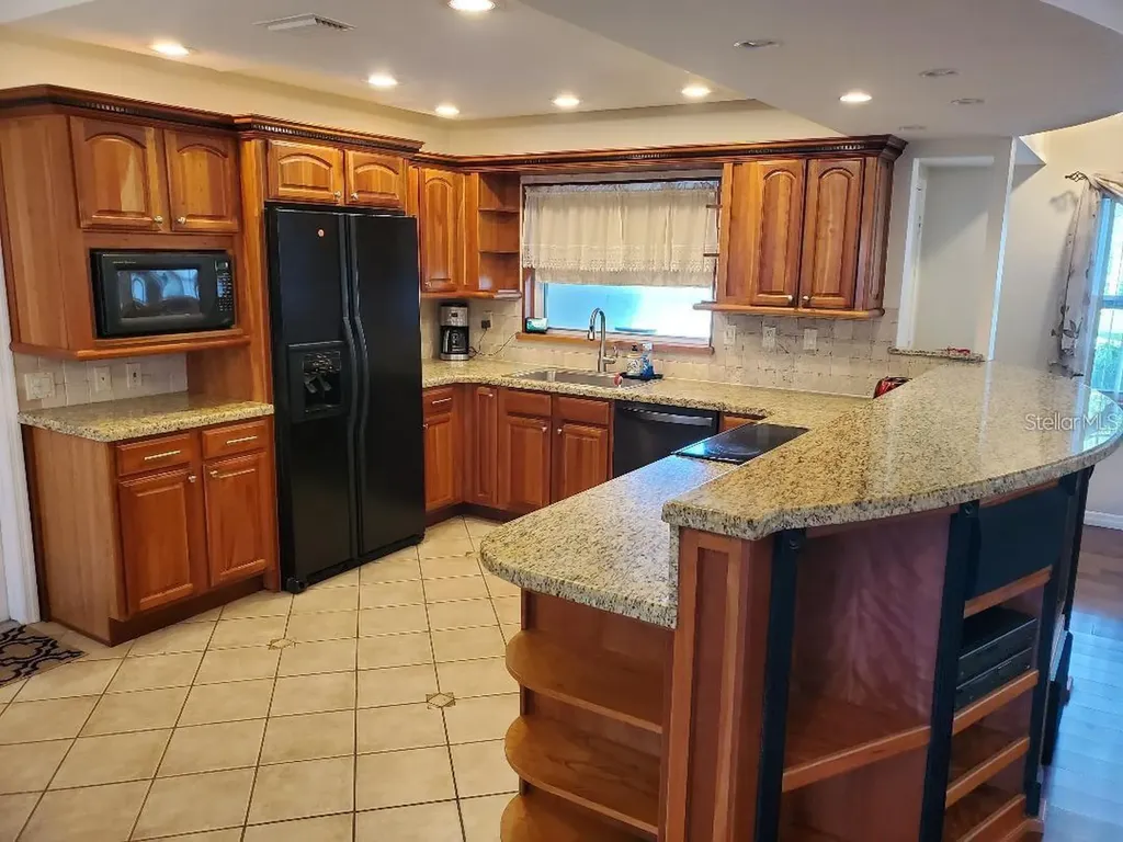 1637 Whitewood Drive Clearwater FL 33756
