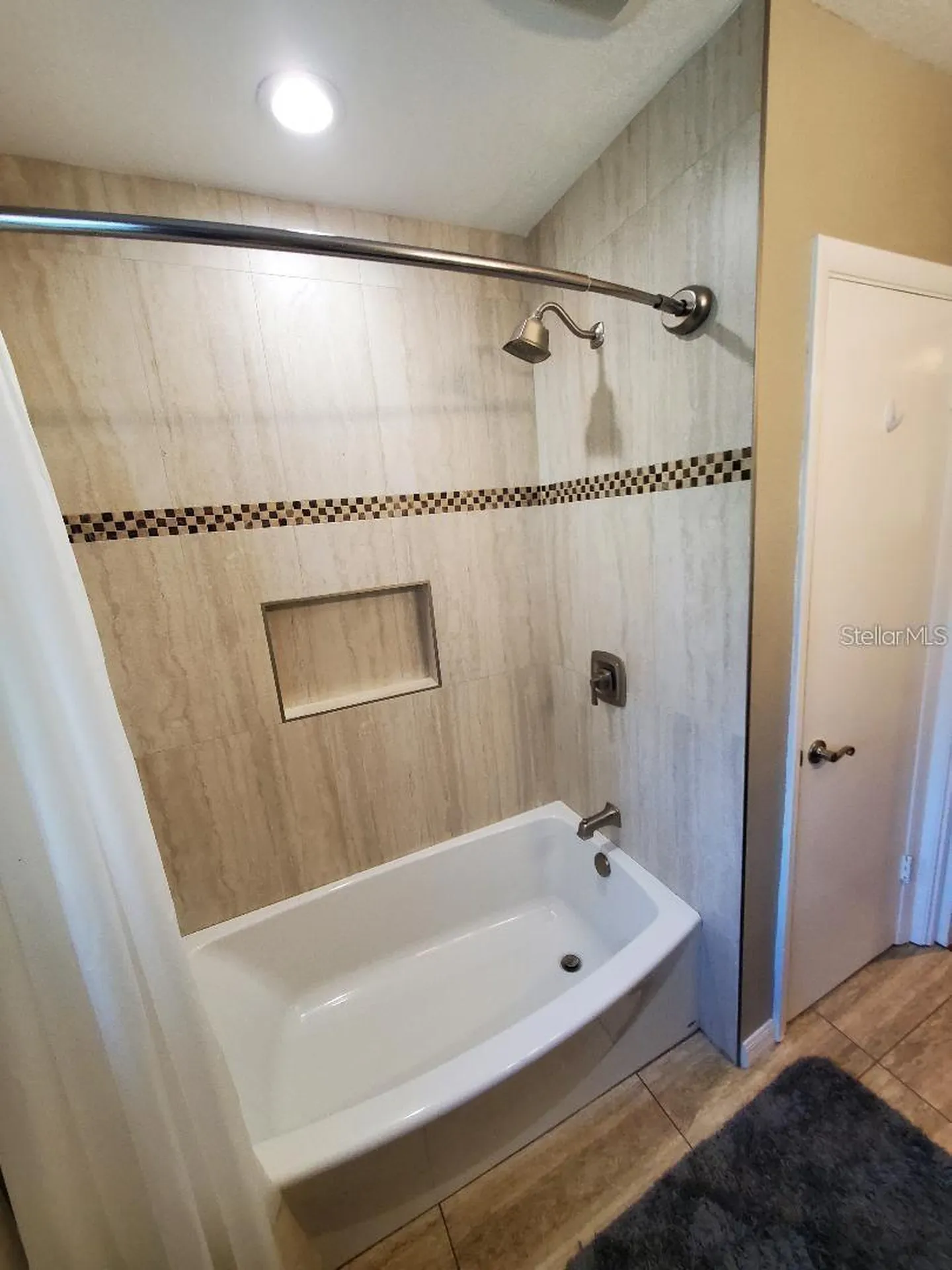 1637 Whitewood Drive Clearwater FL 33756