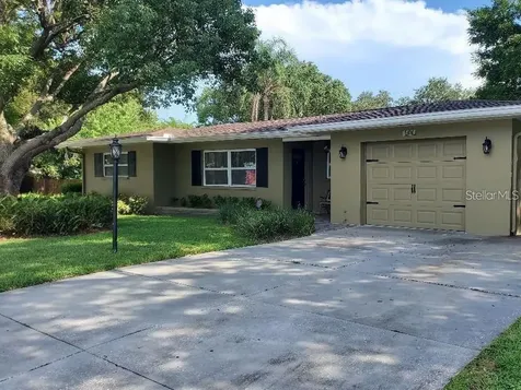1637 Whitewood Drive Clearwater FL 33756