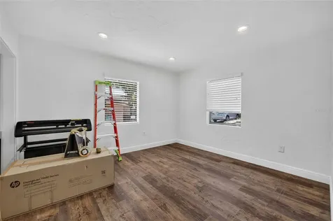 229 Pasadena Place Orlando FL 32803