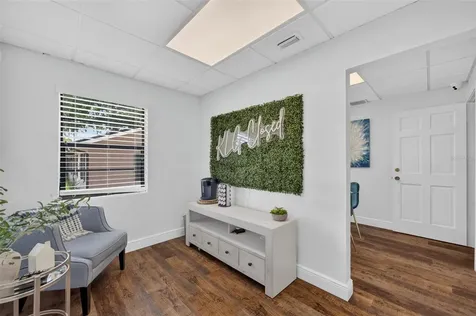 229 Pasadena Place Orlando FL 32803