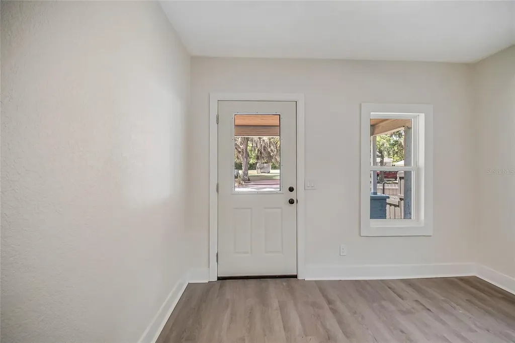 1504 W Line Street Leesburg FL 34748