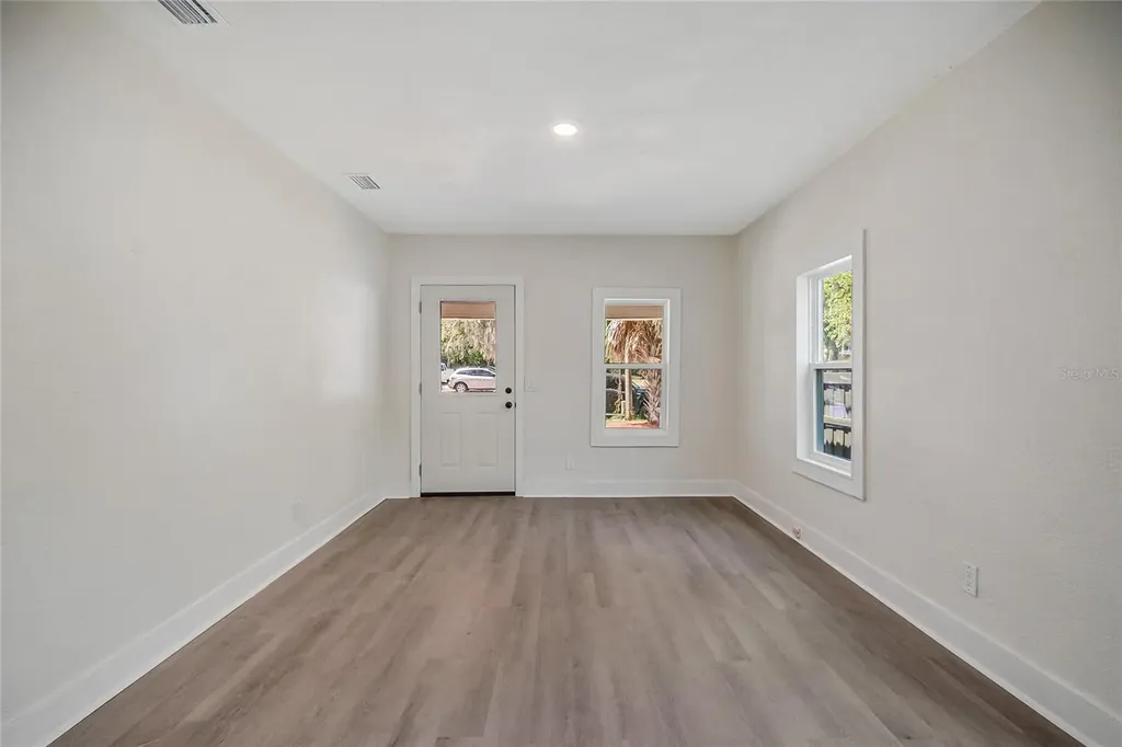 1504 W Line Street Leesburg FL 34748