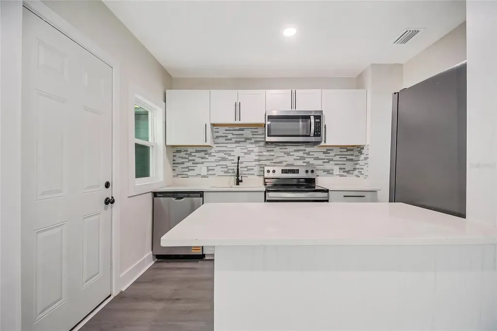 1504 W Line Street Leesburg FL 34748
