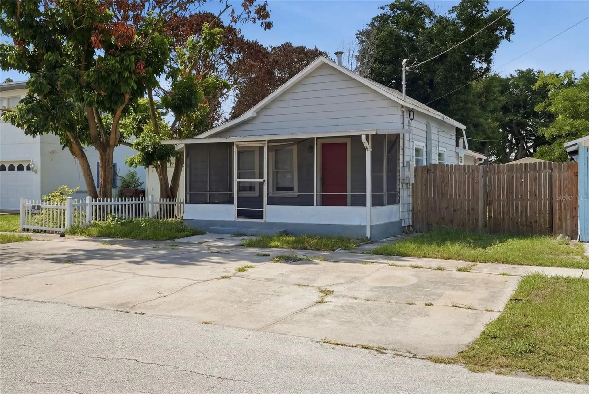 109 E Bass Street Kissimmee FL 34744